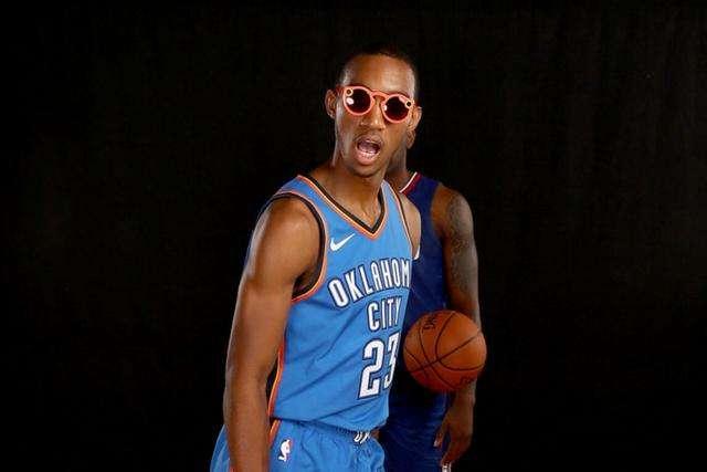 穆里尼奥希望引进埃尔莫索和博卡中场梅迪纳